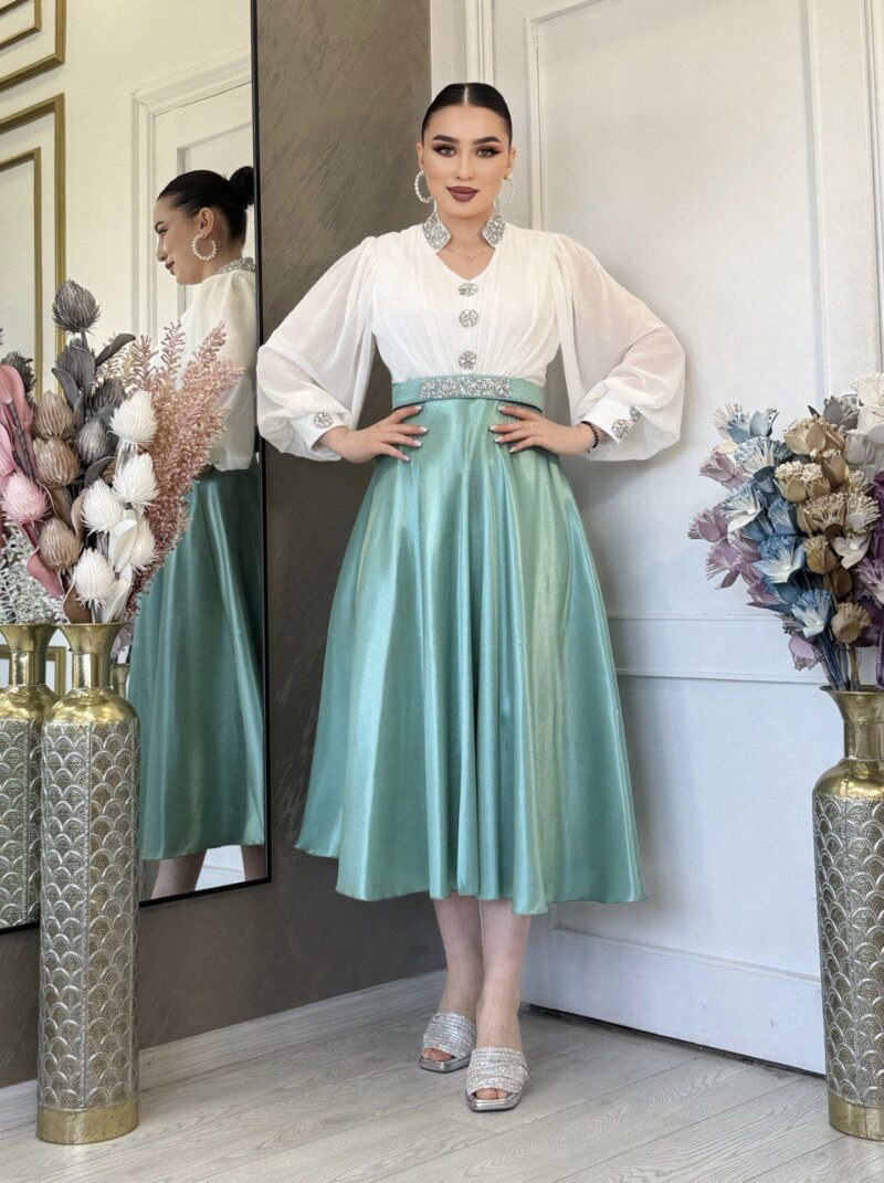 ⁦Evening Dress⁩ - الصورة ⁦2⁩