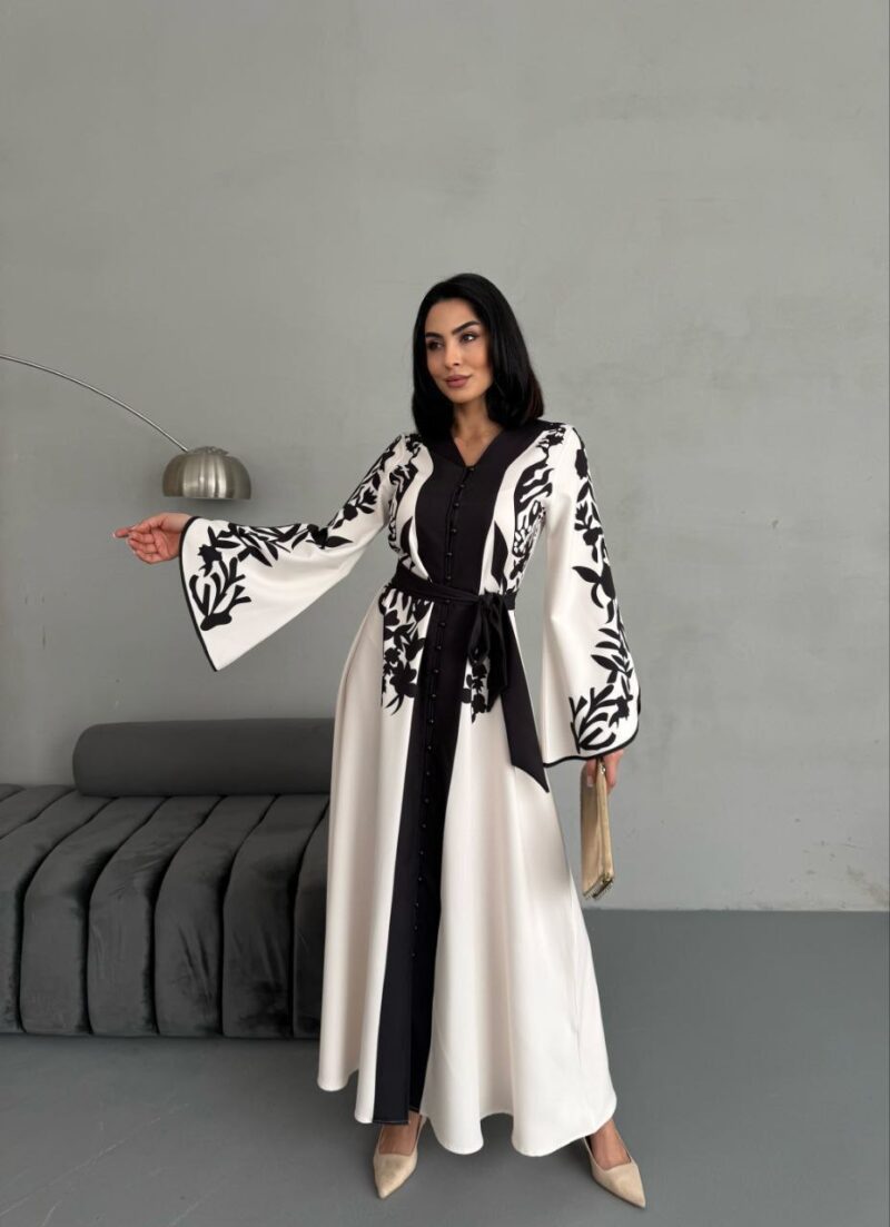 ⁦Dress⁩ - الصورة ⁦3⁩