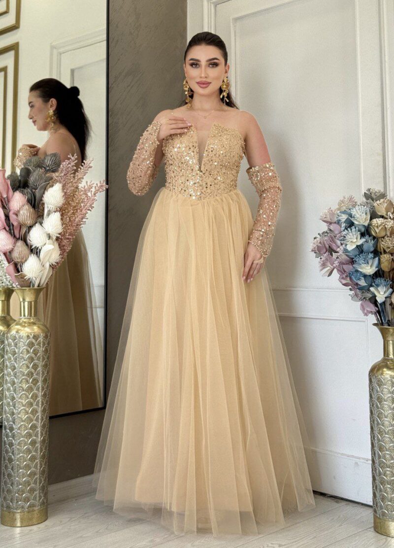 ⁦Evening Dress⁩ - الصورة ⁦2⁩