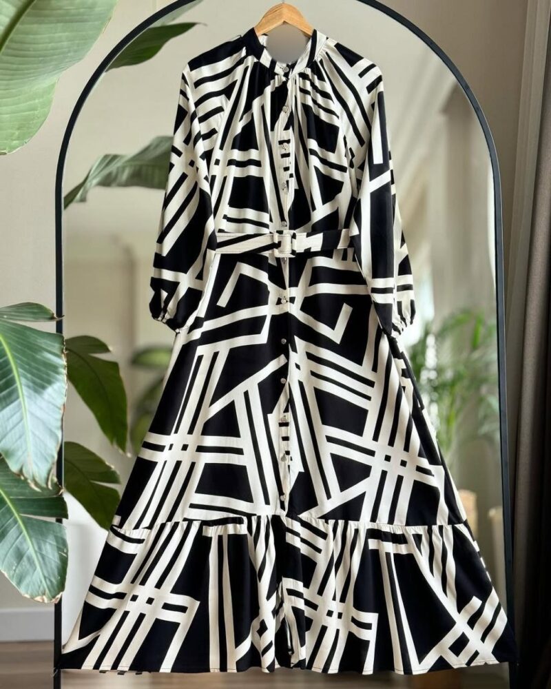 ⁦Dress⁩ - الصورة ⁦2⁩