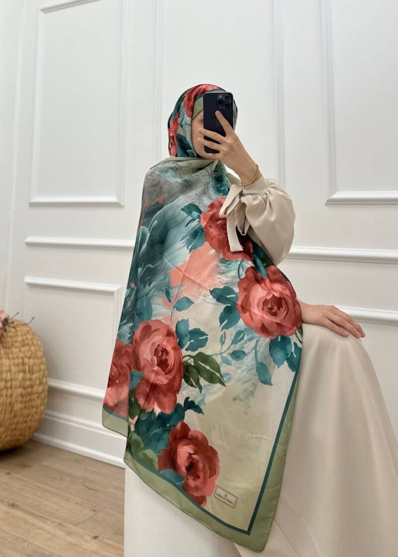 ⁦Shawls⁩ - الصورة ⁦2⁩