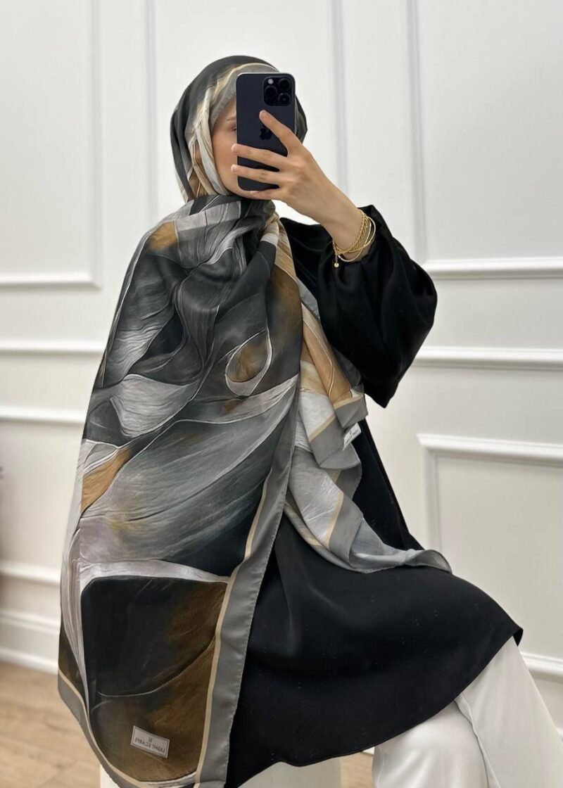 ⁦Shawls⁩ - الصورة ⁦6⁩