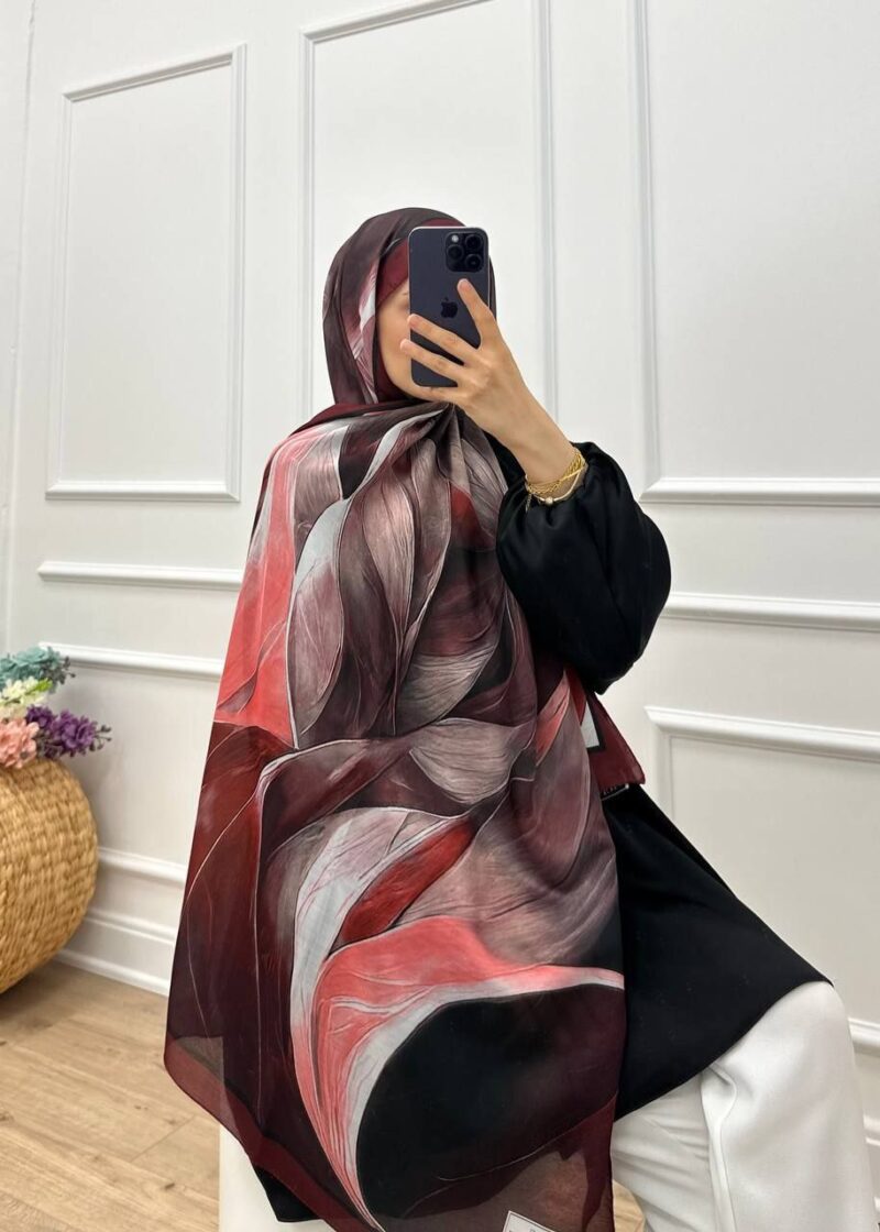 ⁦Shawls⁩ - الصورة ⁦2⁩