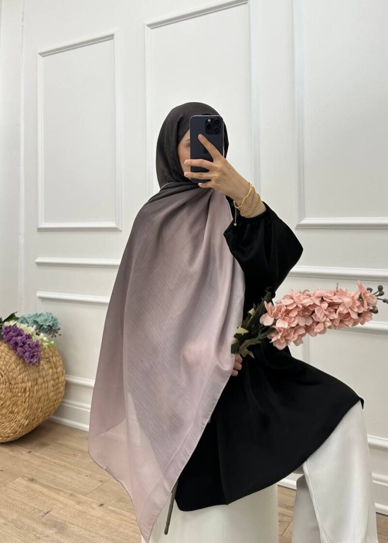 ⁦Shawls⁩ - الصورة ⁦3⁩