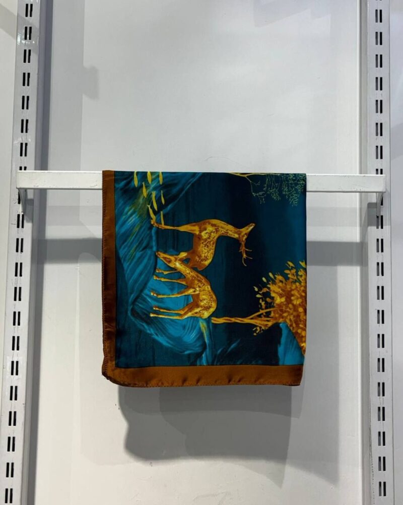 ⁦Shawls⁩ - الصورة ⁦7⁩