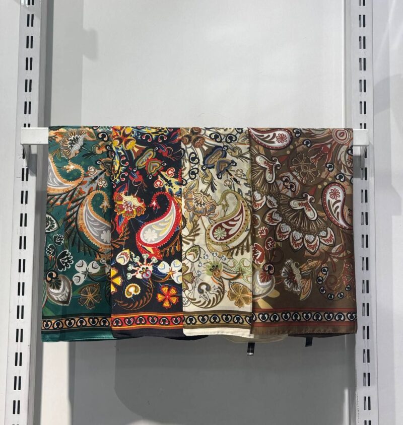 ⁦Shawls⁩ - الصورة ⁦2⁩