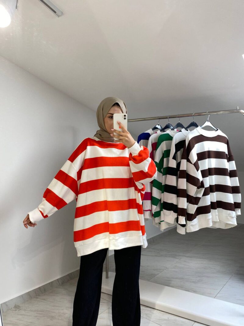 ⁦Sweater⁩ - الصورة ⁦2⁩