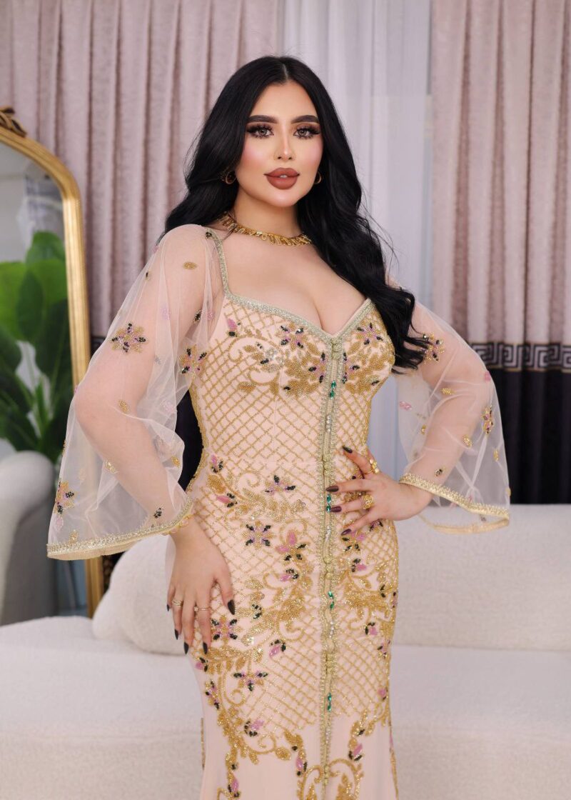 ⁦Evening Dress⁩ - الصورة ⁦2⁩