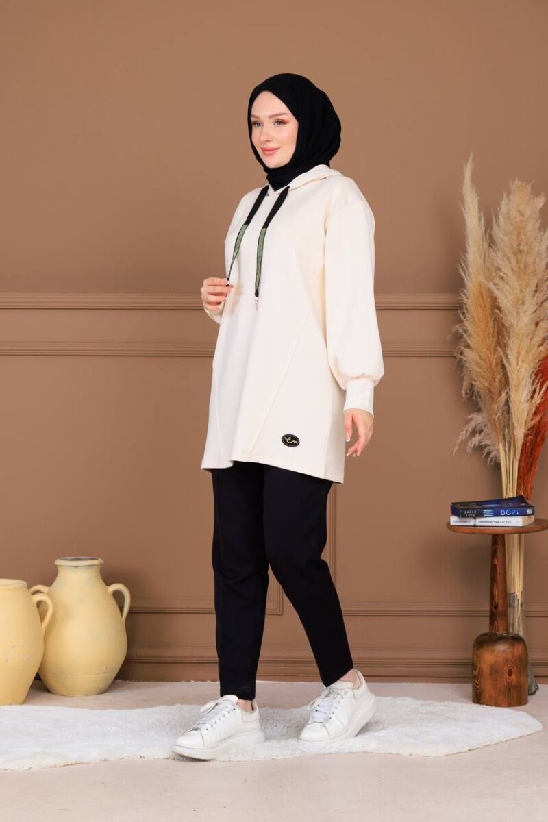 ⁦Sweater⁩ - الصورة ⁦4⁩