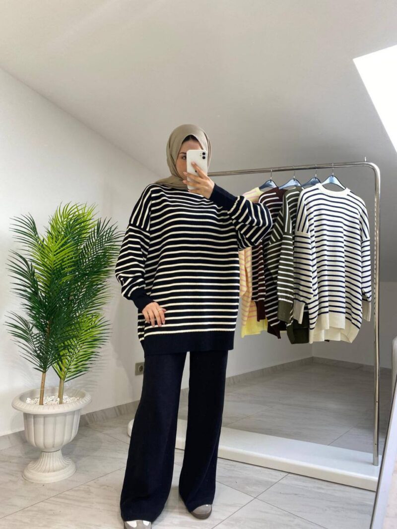 ⁦Sweater⁩ - الصورة ⁦2⁩