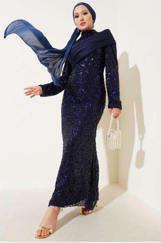 dress - الصورة 2