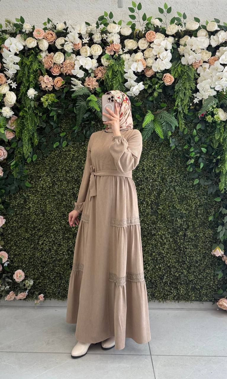 dress - الصورة 3