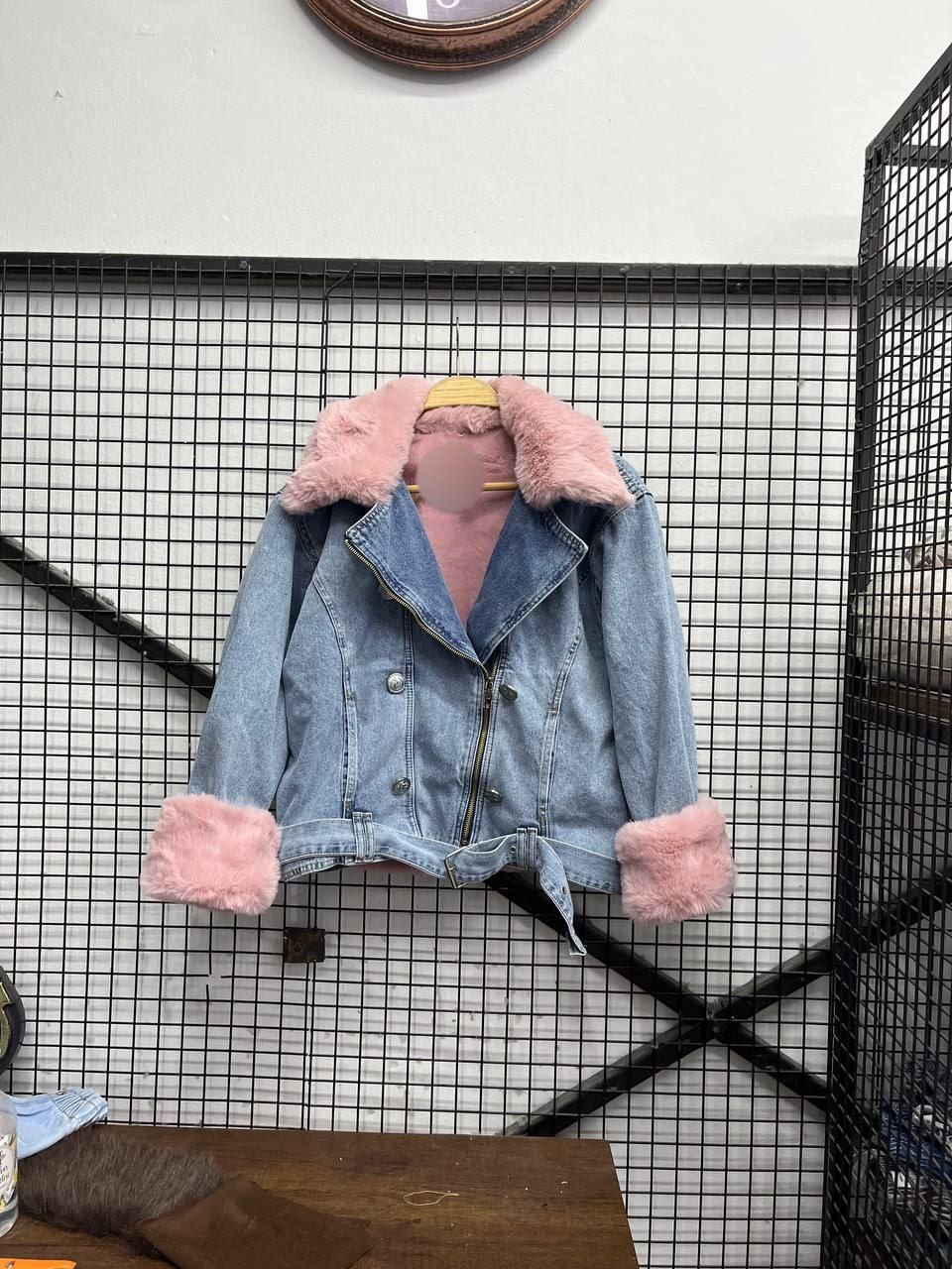 Jacket - الصورة 6