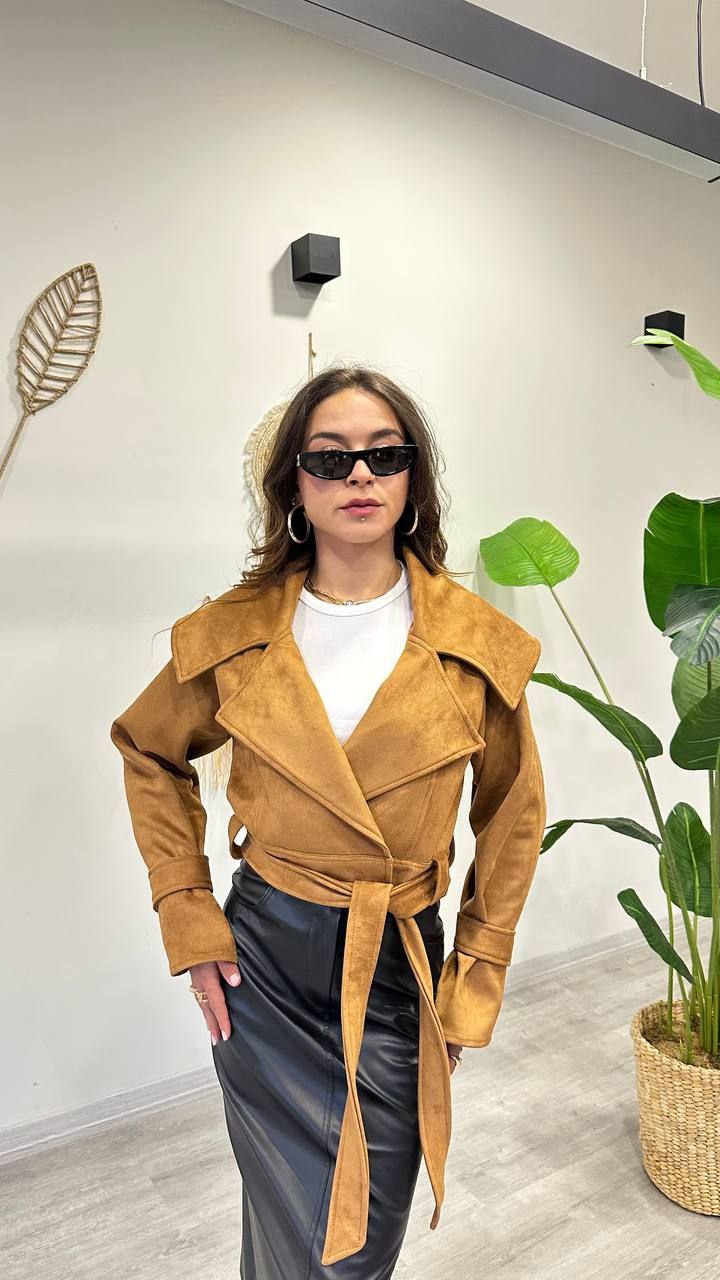 Jacket - الصورة 4