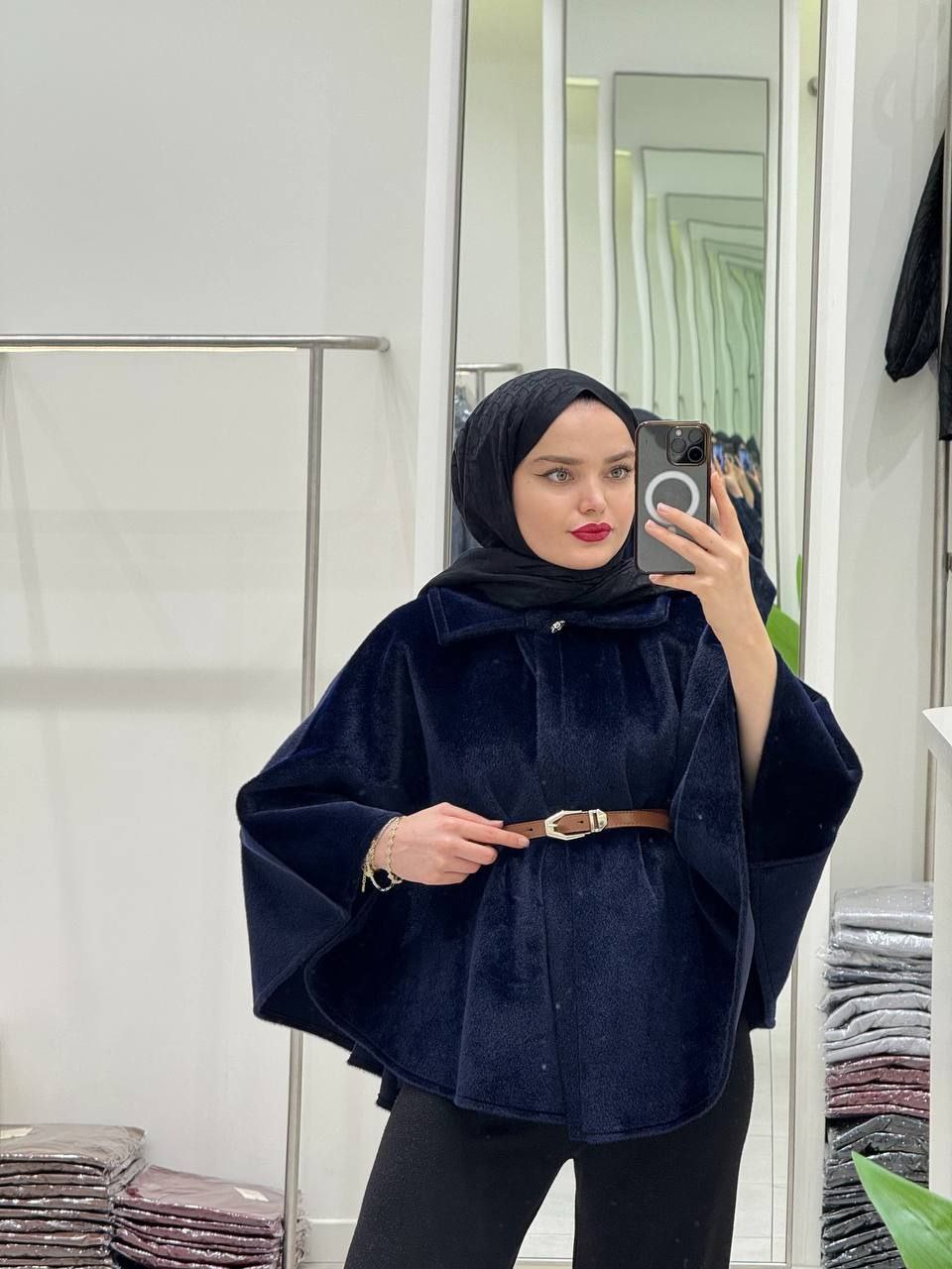 Jacket - الصورة 3