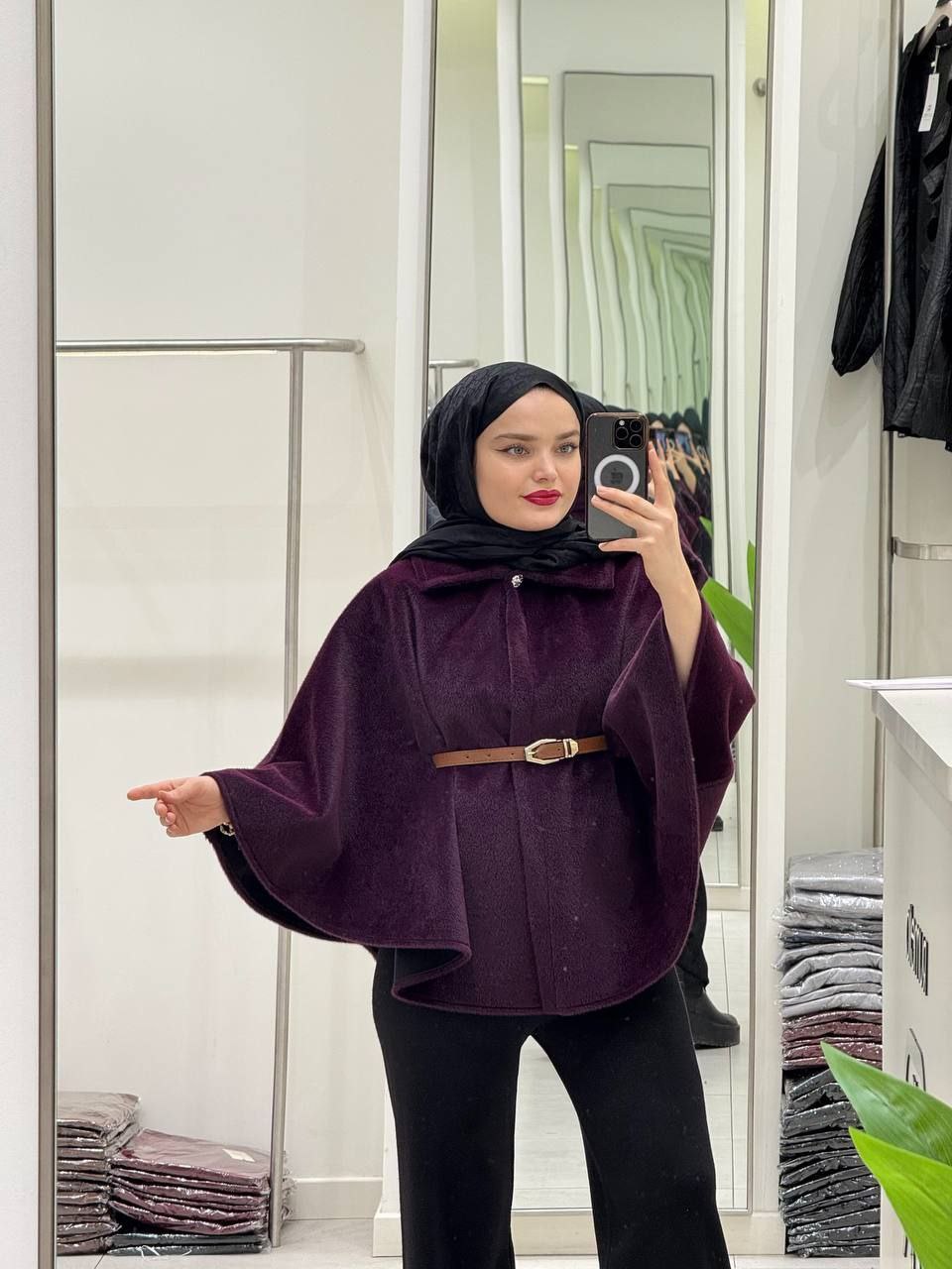 Jacket - الصورة 4