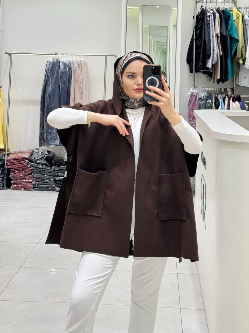 Jacket - الصورة 3