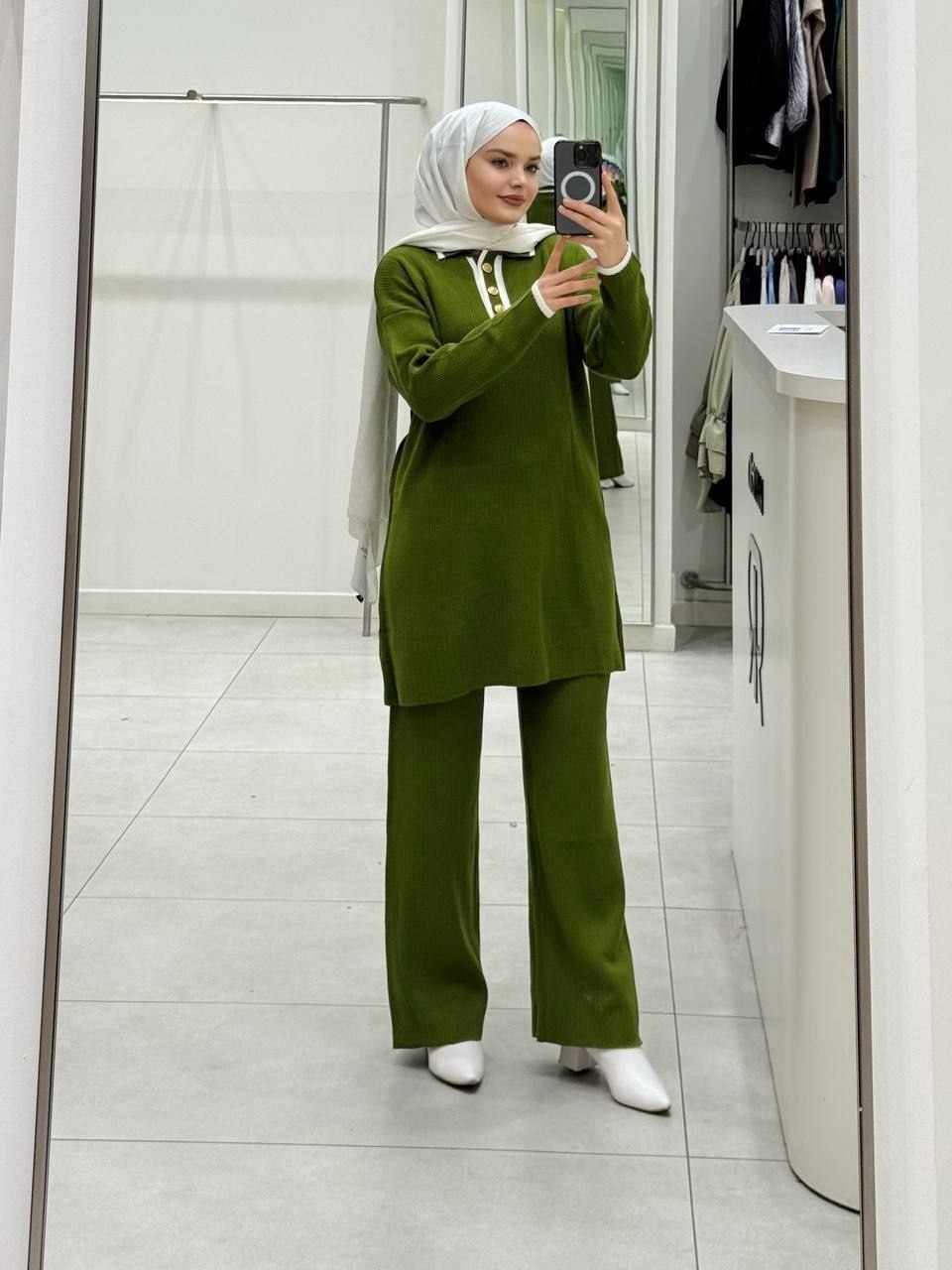 Set - الصورة 4