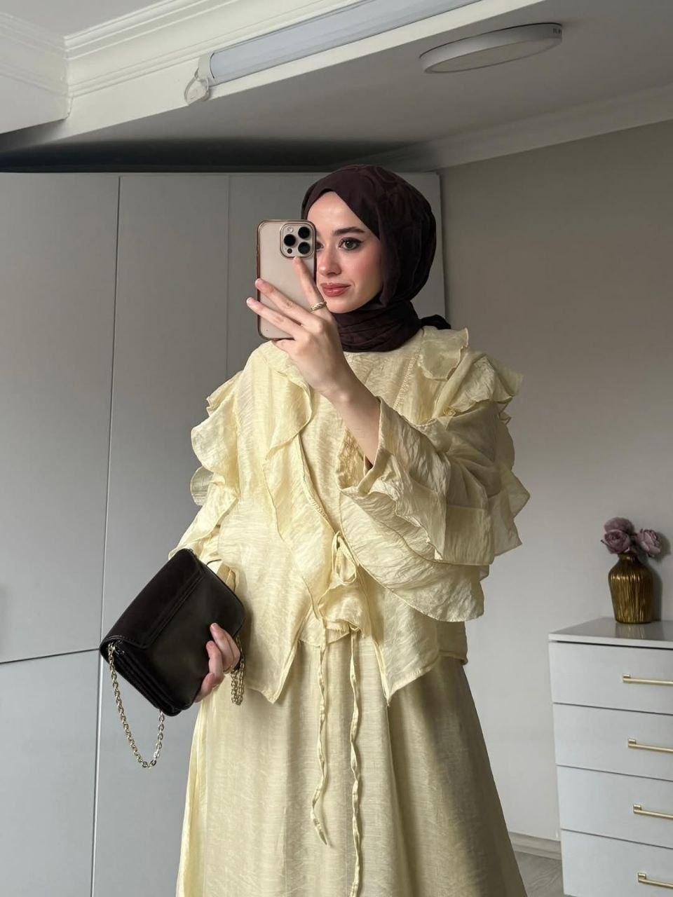 Dress - الصورة 3