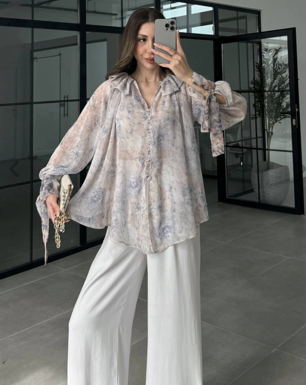 Shirt - الصورة 2